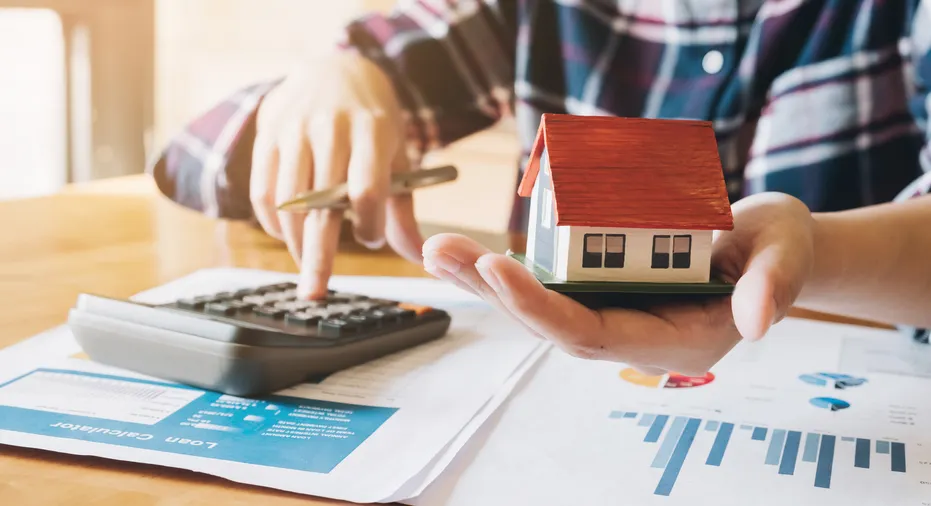 Refinancing Can Help You Save Thousands to Invest